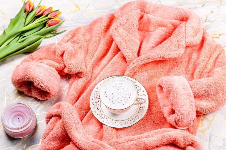 Stay at home fashion: All you need to stay cozy and comfy