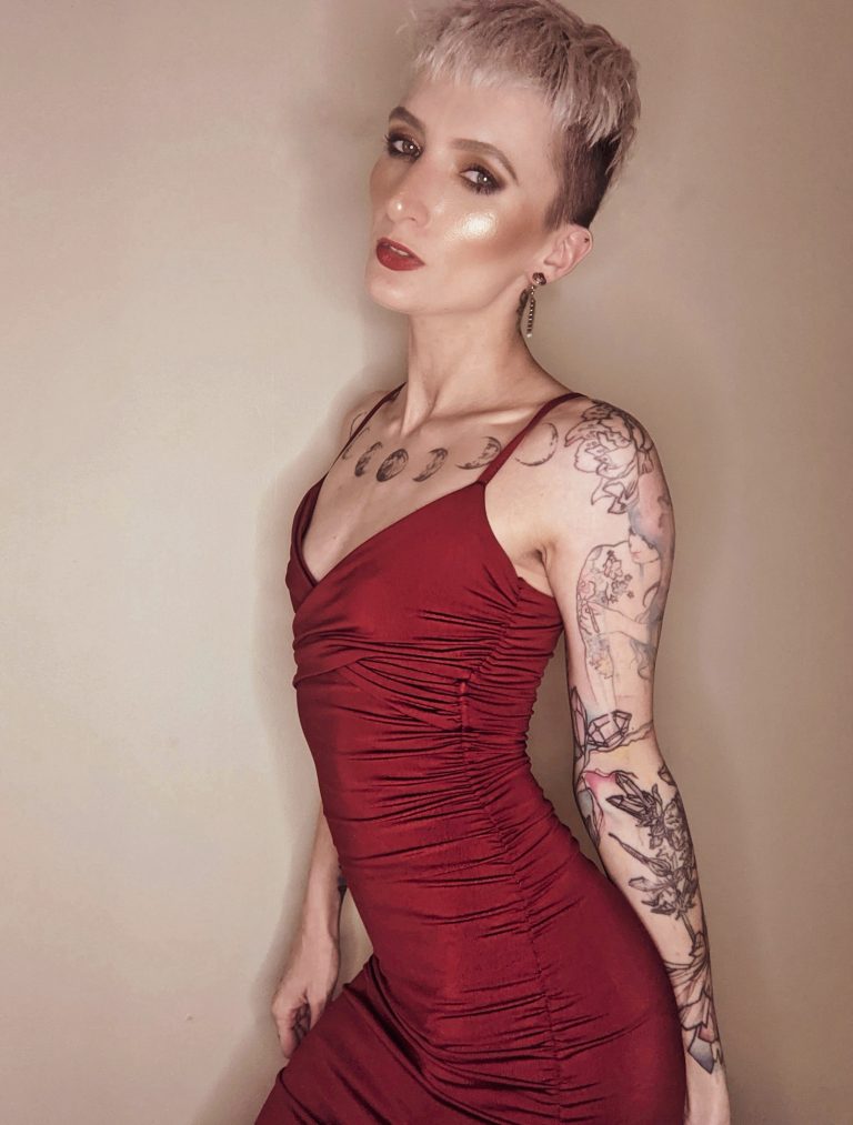 The most comfy and chic Valentine’s (and Galentine’s!)   Day outfits