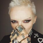 18100652951643042_pepperandplatinum